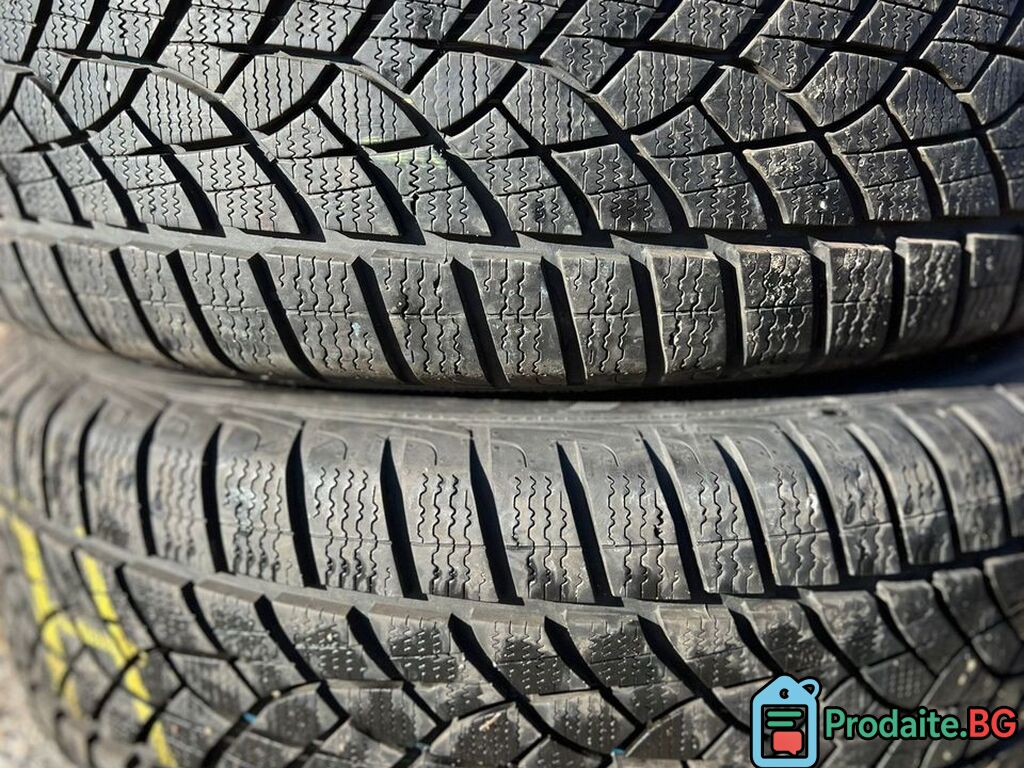 Зимни гуми 235 55 18 Goodyear Ultragrip DOT 4922 грайфер 7мм без лепенки и фитил