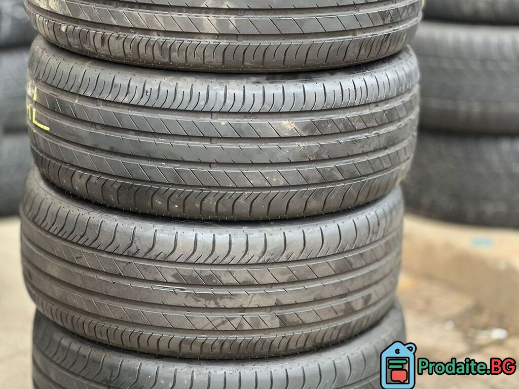 235 45 19 Dunlop Sp SportMaxx 4бр летни Гуми Дот 1425
