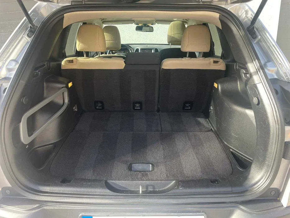 JEEP Cherokee 2.4 174 к.с Бензин / Газ — снимка 7