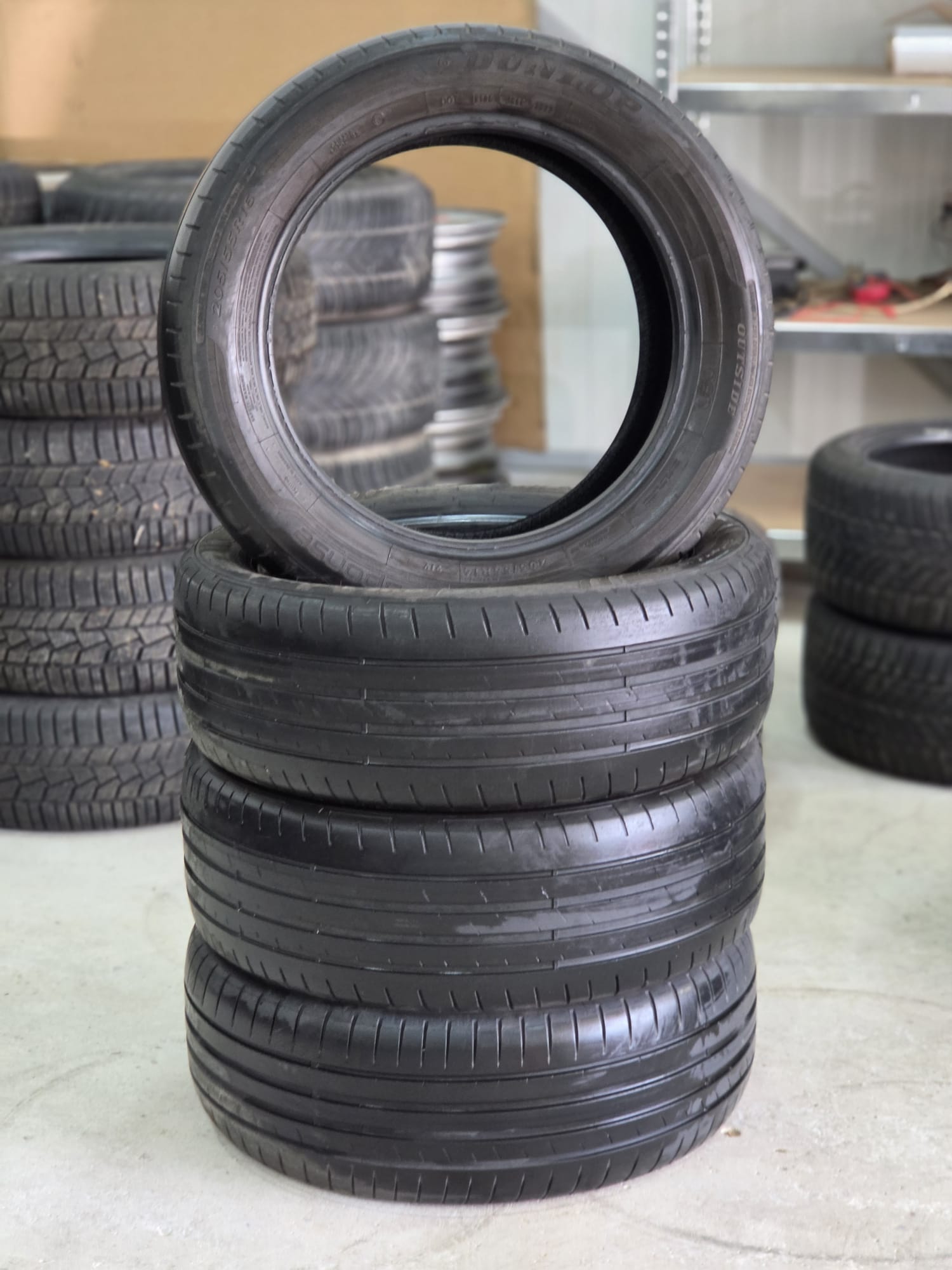 Летни гуми 205 55 16  Dunlop Sport bluresponse Дот 3922