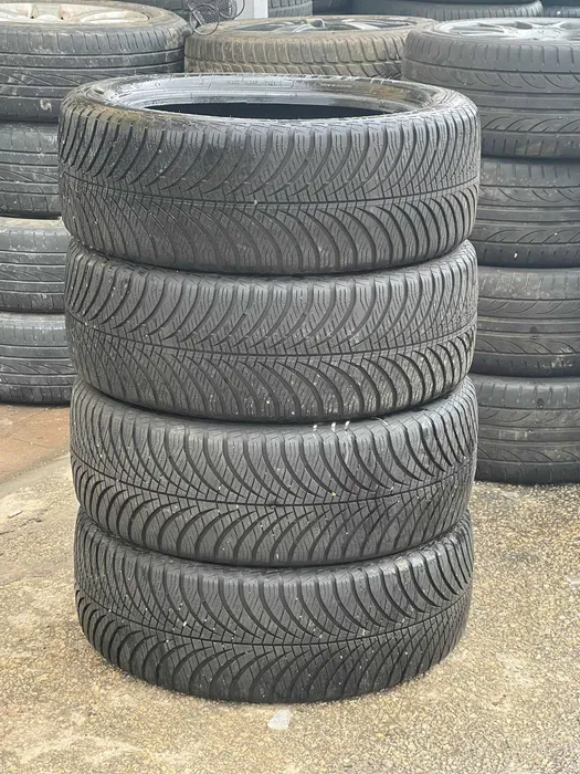 215 55 18 Зимни Гуми Goodyear Дот 2422